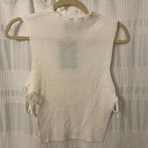 Pretty Little Thing Side Tie Mock-neck Top